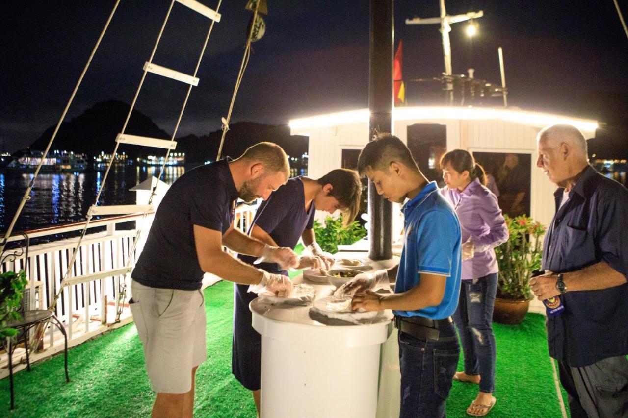 Charm Boutique Cruise Otel Ha Long Dış mekan fotoğraf